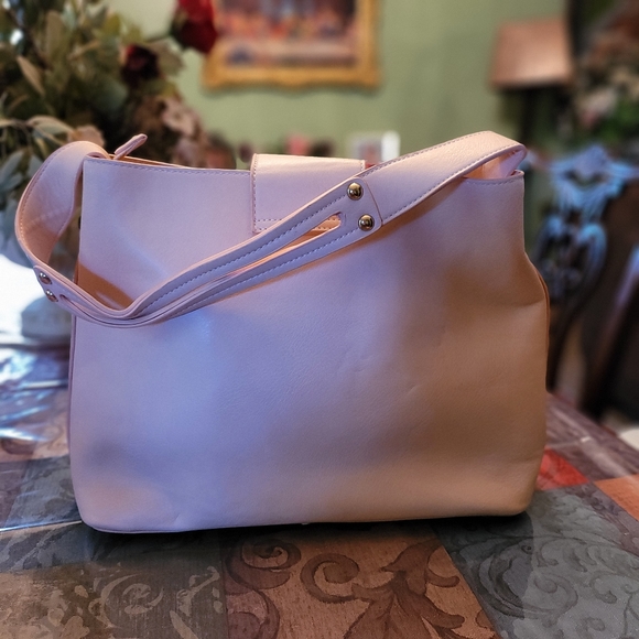 Purse - Picture 2 of 2